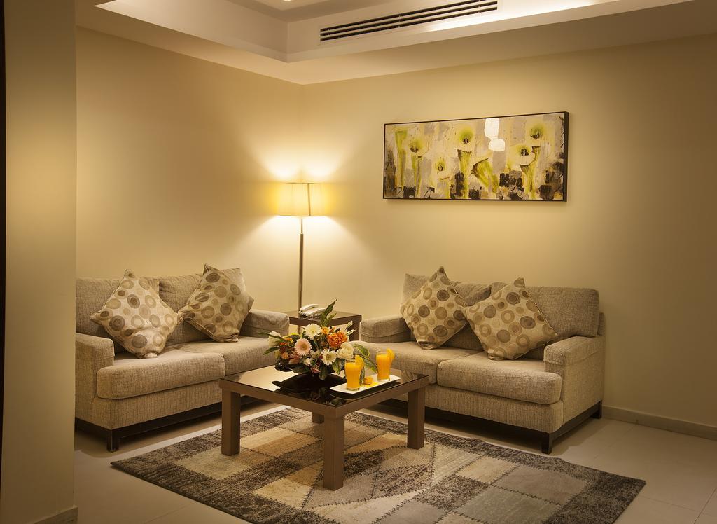 Grand Lily Hotel Suites Al-Hofuf Exterior photo